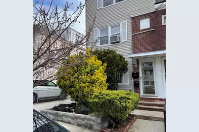 16 Kelly Parkway #1, Bayonne, NJ 07002 - Photo 1