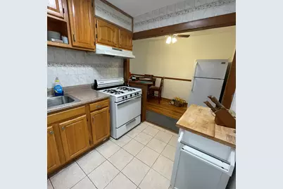 16 Kelly Parkway #1, Bayonne, NJ 07002 - Photo 4