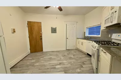 668-670 Kennedy Blvd #5, Bayonne, NJ 07002 - Photo 2