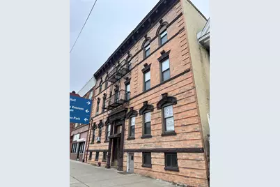 668-670 Kennedy Blvd #5, Bayonne, NJ 07002 - Photo 1