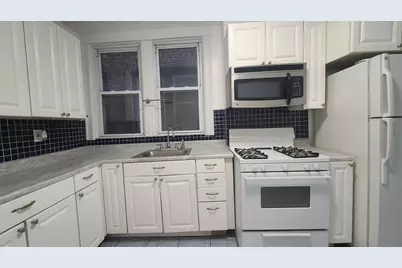 405 61st St #7, West New York, NJ 07093 - Photo 4