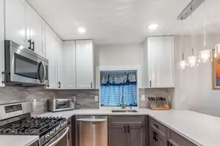 152 Beach St, Jersey City, NJ 07307 - Photo 6