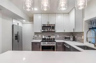 152 Beach St, Jersey City, NJ 07307 - Photo 6