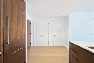 75 Park Ln S, Jersey City, NJ 07310 - Photo 6