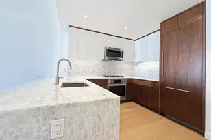 75 Park Ln S, Jersey City, NJ 07310 - Photo 4