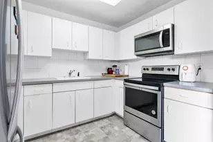 144 70th St, Guttenberg, NJ 07093 - Photo 12