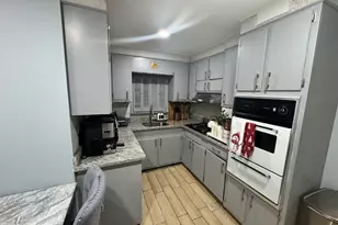 460 Ave E, Bayonne, NJ 07002 - Photo 10