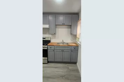 202 Clerk St #1, Jersey City, NJ 07305 - Photo 4