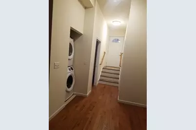 26 Cottage St #1, Bayonne, NJ 07002 - Photo 4