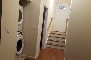 26 Cottage St, Bayonne, NJ 07002 - Photo 4