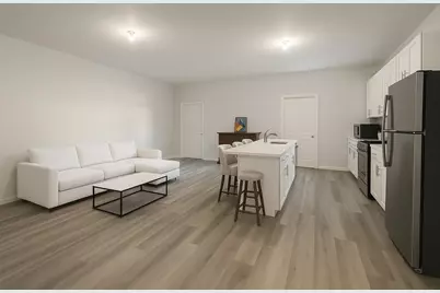 512 Monastery Pl #unit 3 (left unit on back building), Union City, NJ 07087 - Photo 2