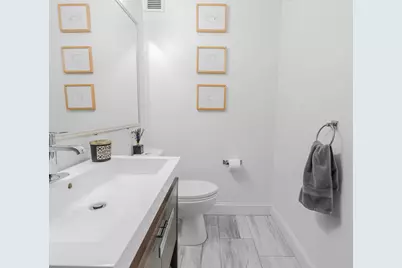 806 Harmon Cove Tower #Secaucus, Secaucus, NJ 07094 - Photo 22