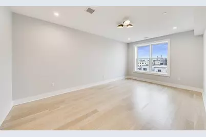 366 6th St #303, Jersey City, NJ 07302 - Photo 8