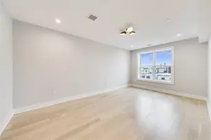 366 6th St, Jersey City, NJ 07302 - Photo 8