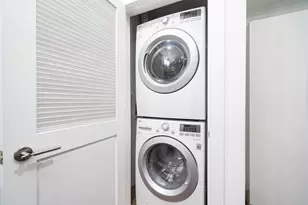 650 Montgomery St, Jersey City, NJ 07306 - Photo 14