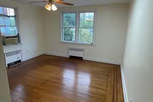 8 Fairview Ave, Secaucus, NJ 07094 - Photo 4