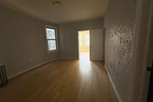 24 Wegman Pkwy, Jersey City, NJ 07305 - Photo 8