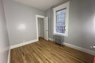 24 Wegman Pkwy, Jersey City, NJ 07305 - Photo 6