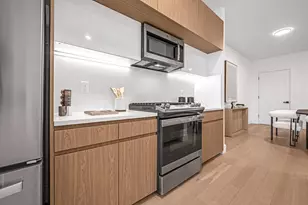 649 38th St, Union City, NJ 07087 - Photo 12