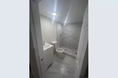 76 West 54th St, Bayonne, NJ 07002 - Photo 8