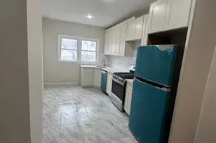 76 W 54th St, Bayonne, NJ 07002 - Photo 10