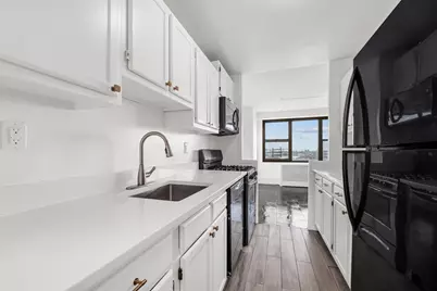 500 Central Ave #1710, Union City, NJ 07087 - Photo 2