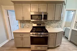 87 5 Laidlaw Ave, Jersey City, NJ 07306 - Photo 2