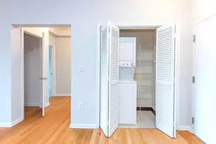 15 Enterprise Ct, Jersey City, NJ 07305 - Photo 8