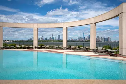 208 Shearwater Ct West #37, Jersey City, NJ 07305 - Photo 32