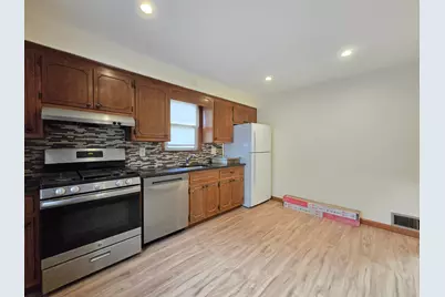 701 4th St, Secaucus, NJ 07094 - Photo 10