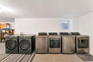 129 Prospect St, Jersey City, NJ 07307 - Photo 22