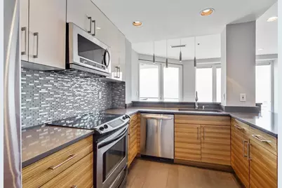 600 Harbor Blvd #1020, Weehawken, NJ 07086 - Photo 4