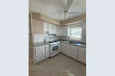 200 Culver Ave #3, Jersey City, NJ 07305 - Photo 4