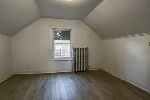 54 Jefferson Ave, Jersey City, NJ 07306 - Photo 32