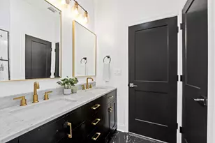 201 Zabriskie St, Jersey City, NJ 07307 - Photo 26