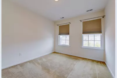 23 Creekside Ct #23, Secaucus, NJ 07094 - Photo 24