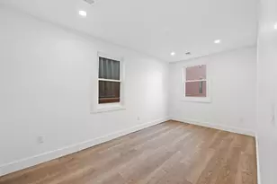 204 Ave E, Bayonne, NJ 07002 - Photo 18