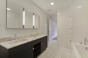6 Cambridge Wy, Weehawken, NJ 07086 - Photo 18