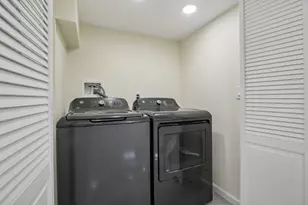 4 Lincoln Pl, Cliffside Park, NJ 07010 - Photo 32