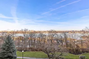 3 Horizon Rd, Fort Lee, NJ 07024 - Photo 12