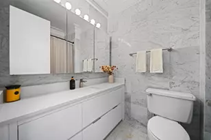 7002 Blvd E, Guttenberg, NJ 07093 - Photo 20