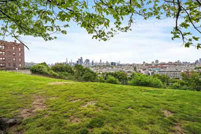 106 Griffith St, Jersey City, NJ 07307 - Photo 30