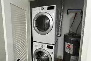 211 Baldwin Ave, Jersey City, NJ 07306 - Photo 6