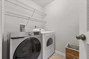 6 Creekside Ct, Secaucus, NJ 07094 - Photo 34