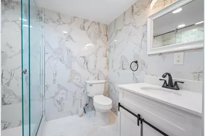 11 Bayside Dr #11, Bayonne, NJ 07002 - Photo 18