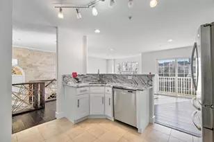 11 Bayside Dr, Bayonne, NJ 07002 - Photo 4