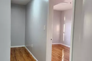 81 Bergen Ave, Jersey City, NJ 07305 - Photo 4