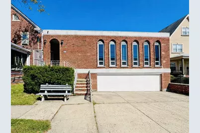 696 Avenue C, Bayonne, NJ 07002 - Photo 1