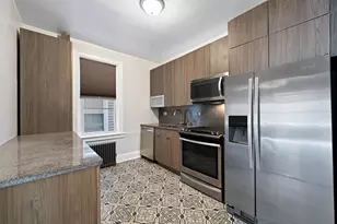 138 30th St, Bayonne, NJ 07002 - Photo 2