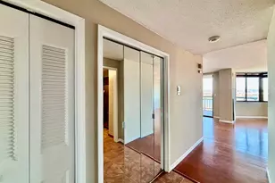 1040 Harmon Cove Tower, Secaucus, NJ 07094 - Photo 14